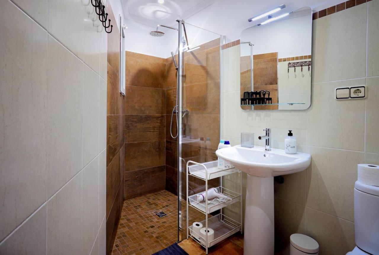 Cozy Apartment Near The Center, Torres De Serrano فالنسيا المظهر الخارجي الصورة